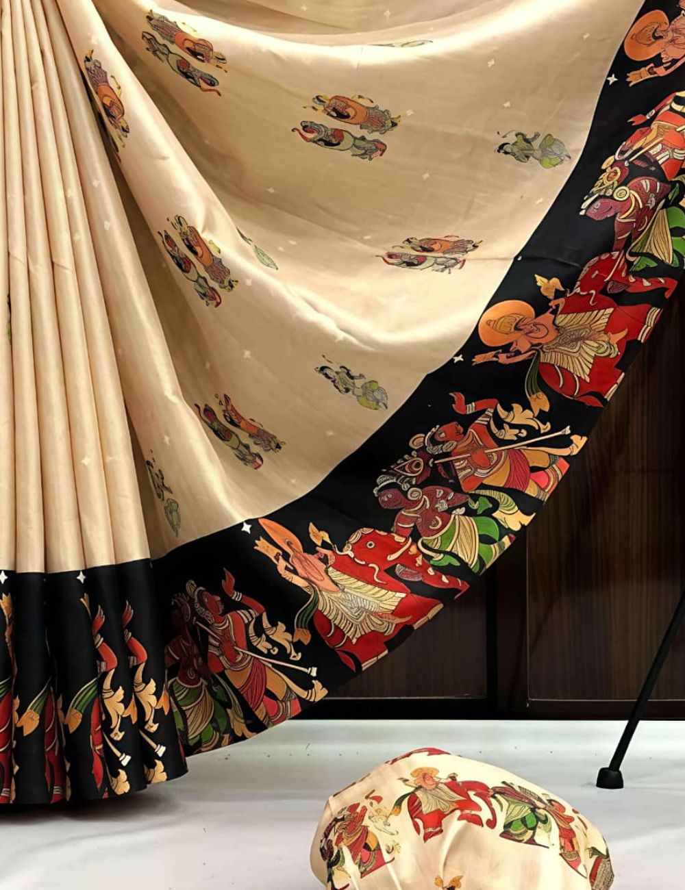 Kalamkari printed tussar saree (Cream)