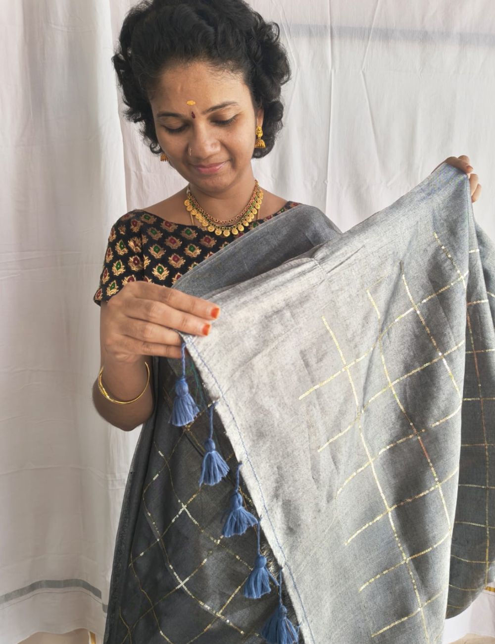 Mulmul Sequence Grey tissue Saree with beautiful tussels