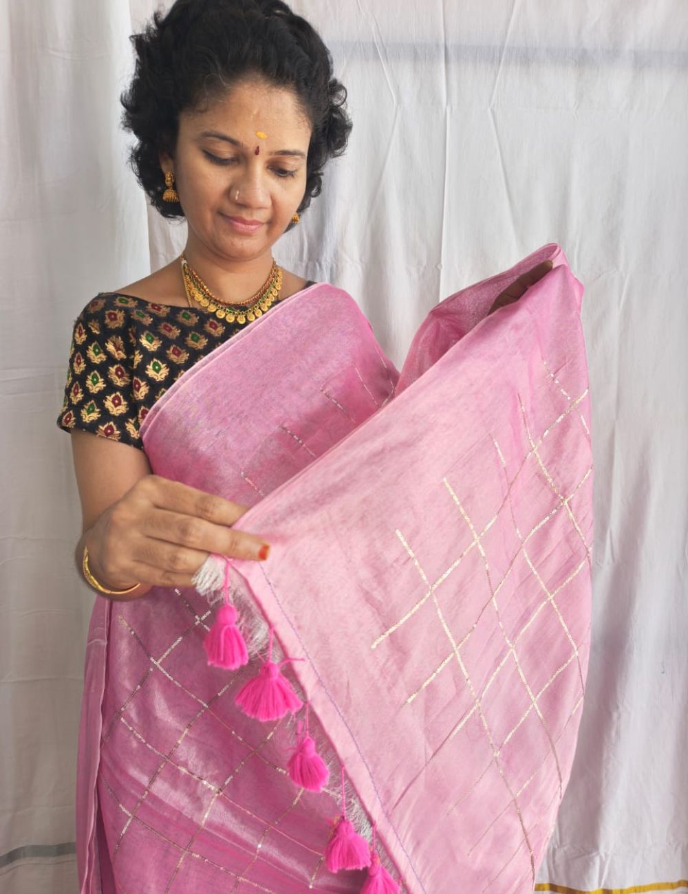 Mulmul Sequence Tissue Baby pink sarees with beautiful tussels