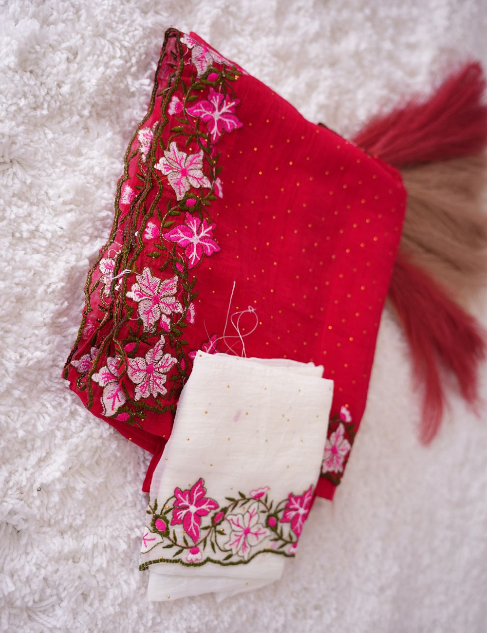 Pinkish Red and White embroidery crunchy crush chiffon saree
