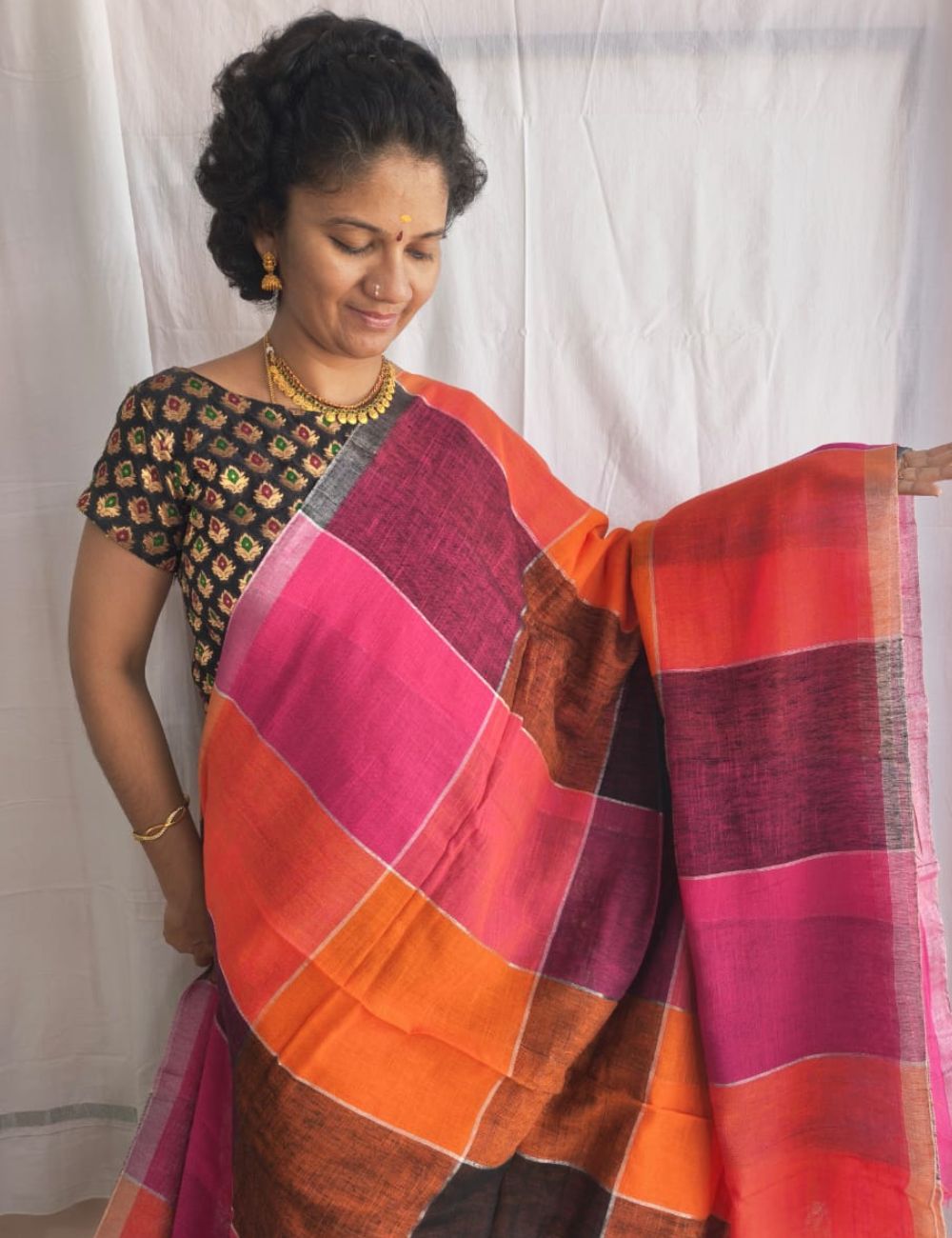 Kadhi linen saree