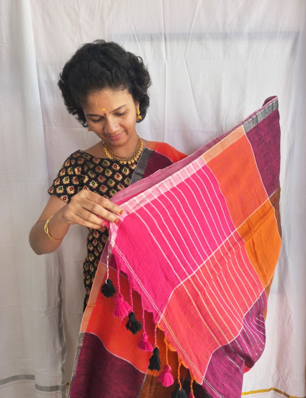 Kadhi linen saree